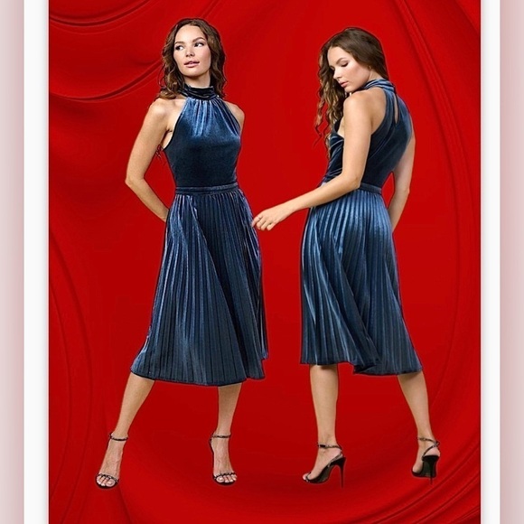 NWT DRESS MIDI SKIES ARE BLUE PLEATED XS /Color Smoky Blue - Picture 5 of 8